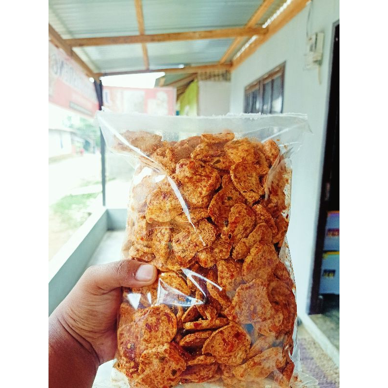 

Basreng koin/pipih pedas daun jeruk bumbu melimpah 250gr