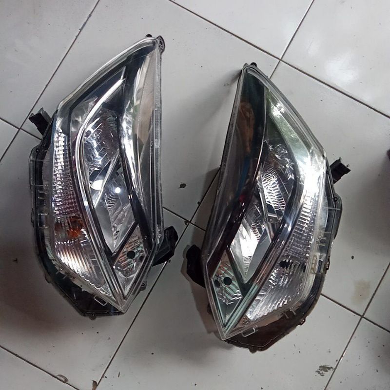 headlamp/lampu depan LED calya , Sigra facelift
