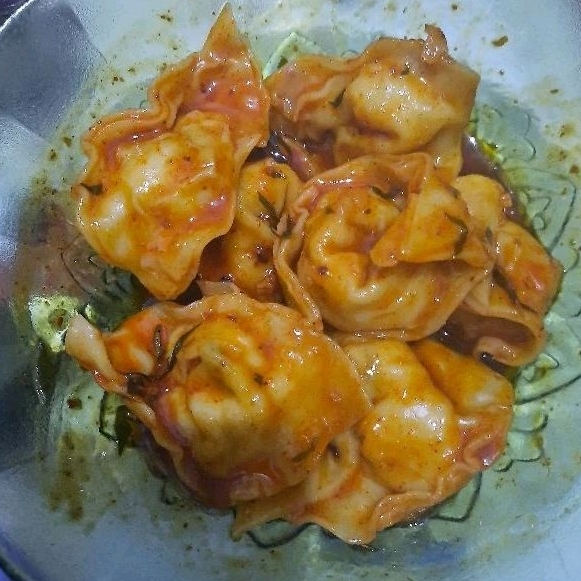 

PANGSIT AYAM PEDAS CHILI OIL KUAH FROZEN BANDUNG