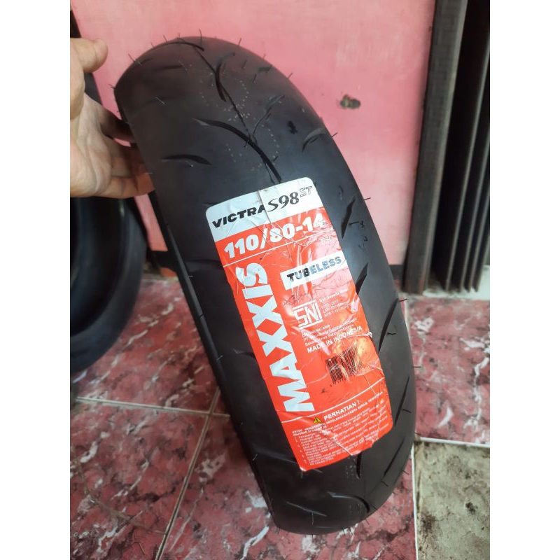 Ban maxxis victra 110/80-14