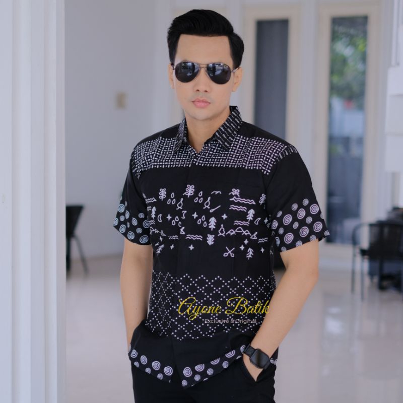 Hem batik slim fit PUJANGGA atasan batik slim fit lengan pendek terbaru kemeja batik pria lengan pen
