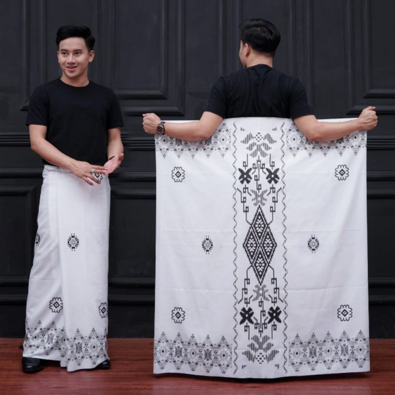 sarung santri putih batik Pekalongan motif