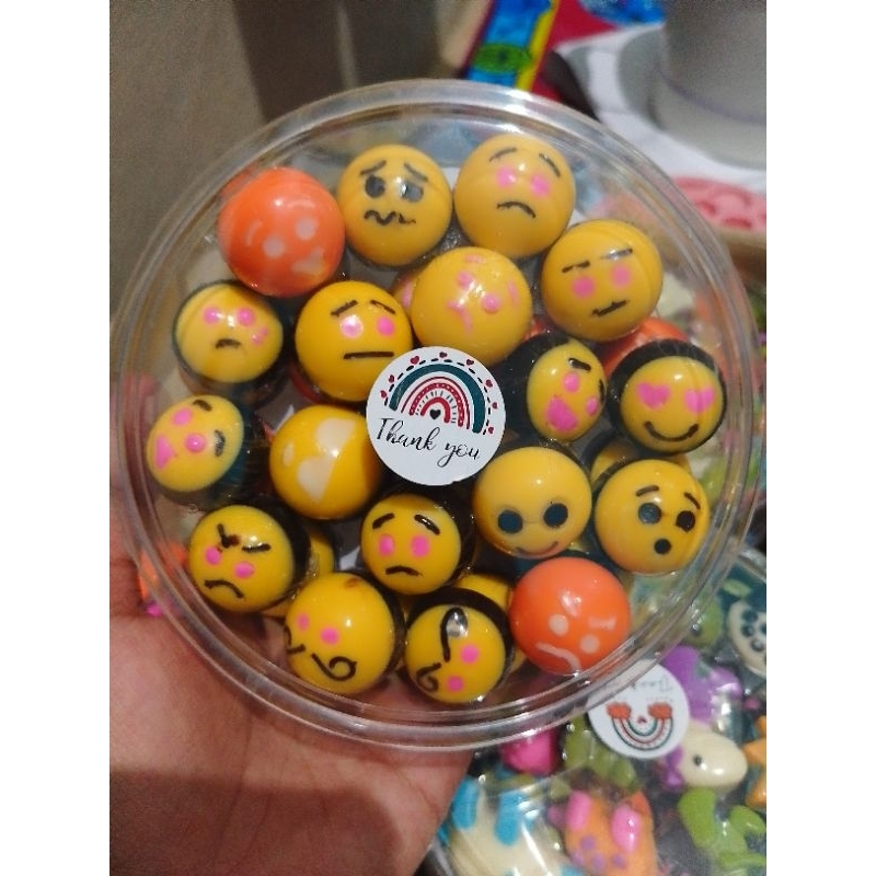 

Cokelat Karakter Emoji Netto 250 Gram