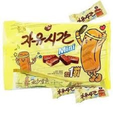 

Haitai Mini Choco Free Time / Cokelat isi Kacang /Chocolate Bar 180gr