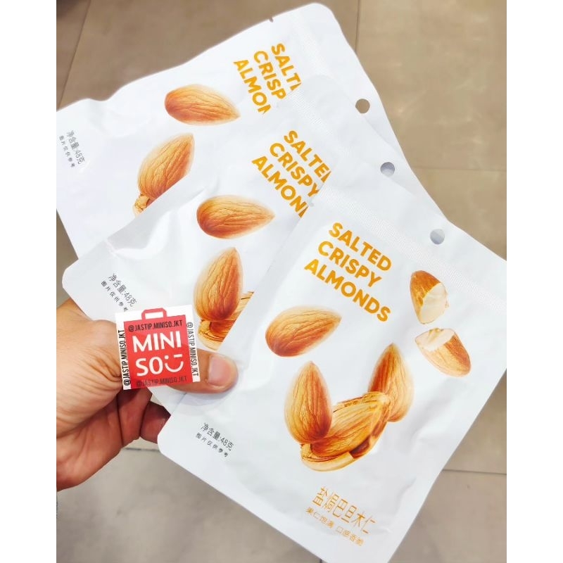 

MINISO Kacang Almond Crispy / Salted Crispy Almonds (48 gram)