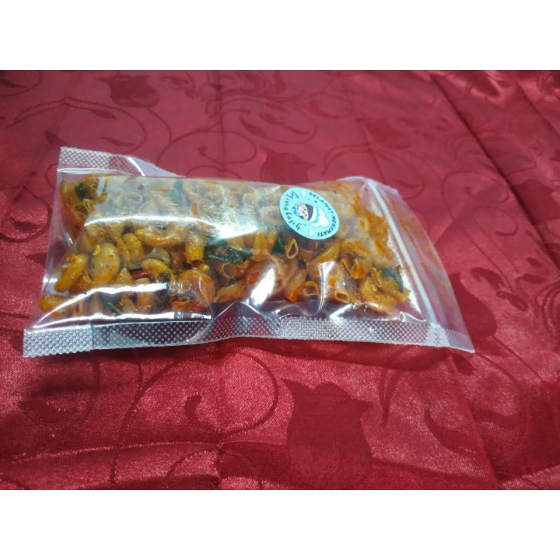 

Makanan Ringan MAKARONI pouch cemilan keripik