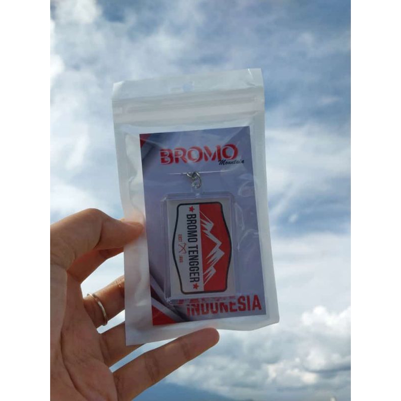 Gantungan Kunci / keychain Bromo Merah Putih