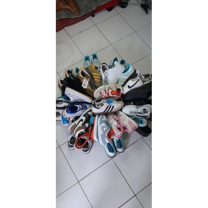 Borongan Sepatu Sneakers premium [JaguarSpot]