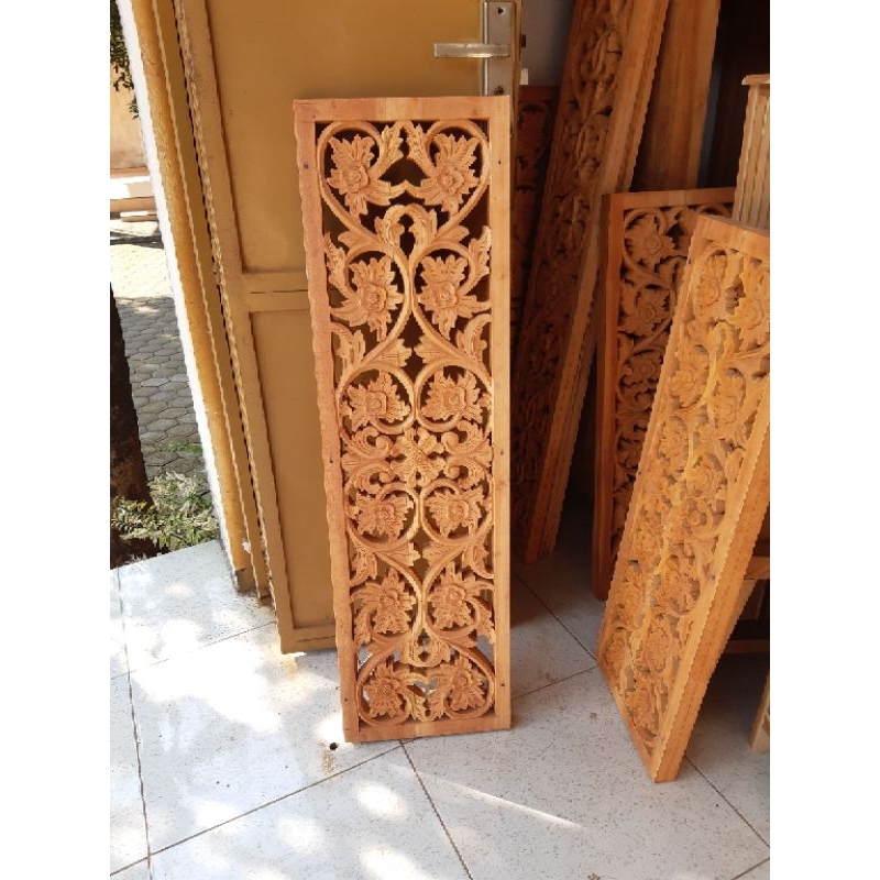 ukiran ornamen ukir loster boven lisplang roster kusen pintu 35 x120 cm