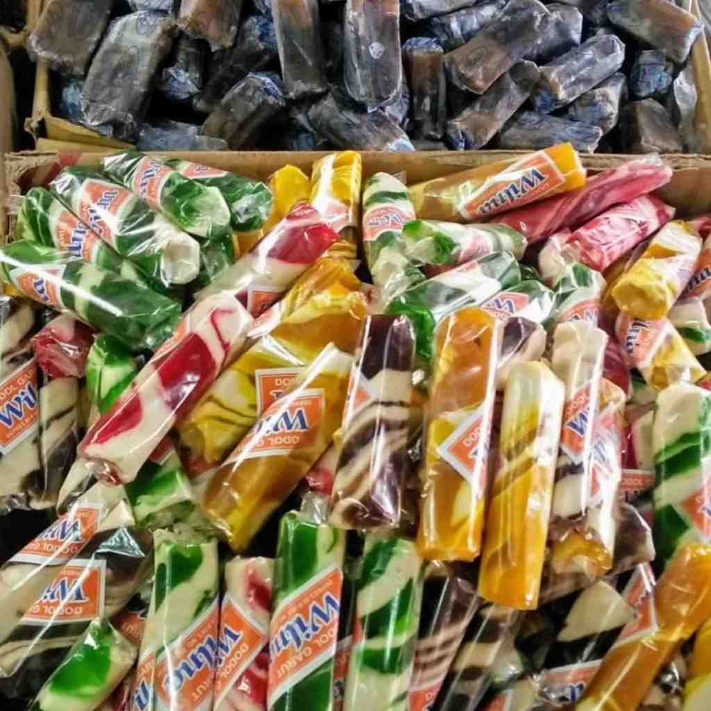 

Dodol Garut |Dodol Warna Warni |Dodol Zebra 1Kg
