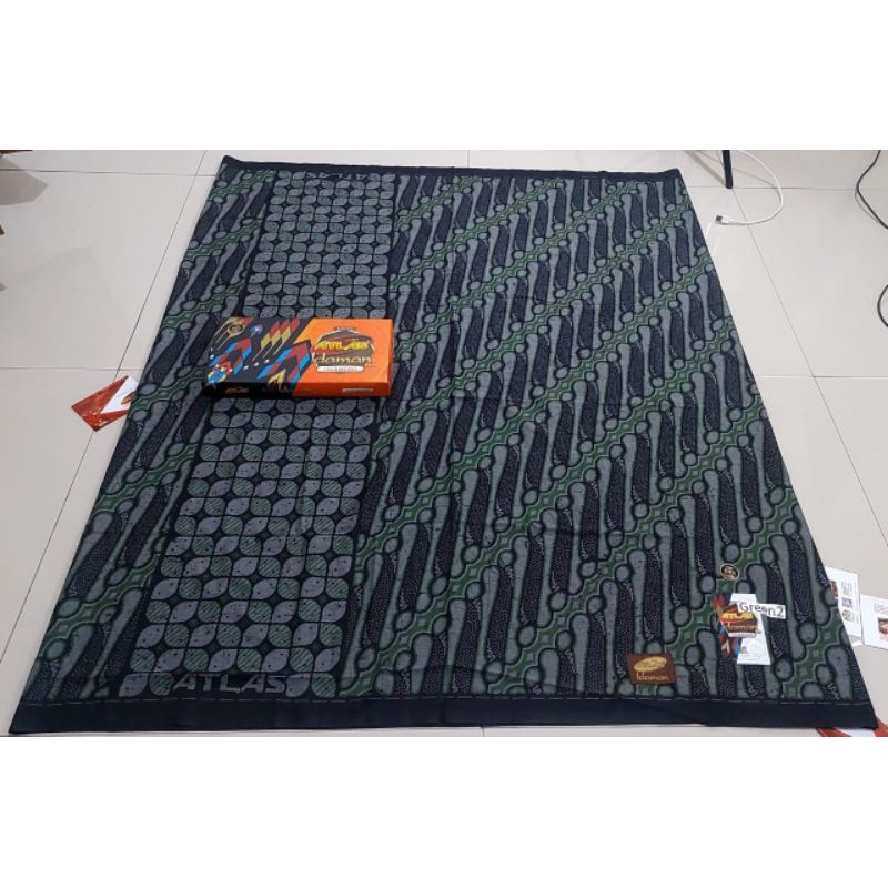 Atlas Idaman Harmoni Motif Batik