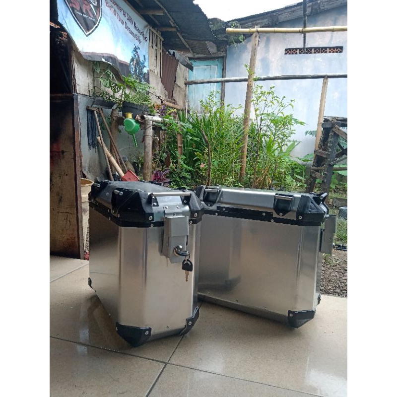 Side box pannier 24lt