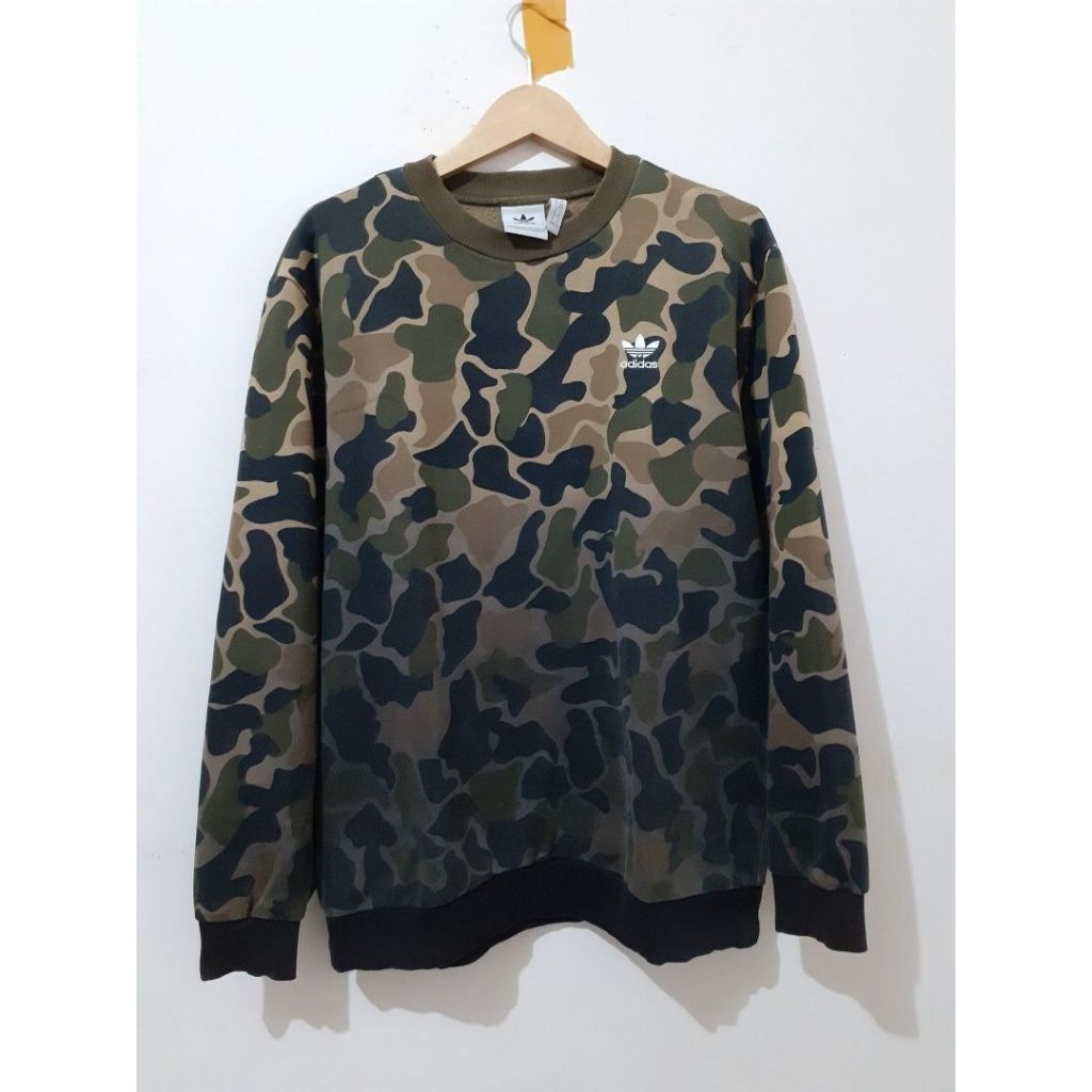 Sweater camo Adidas