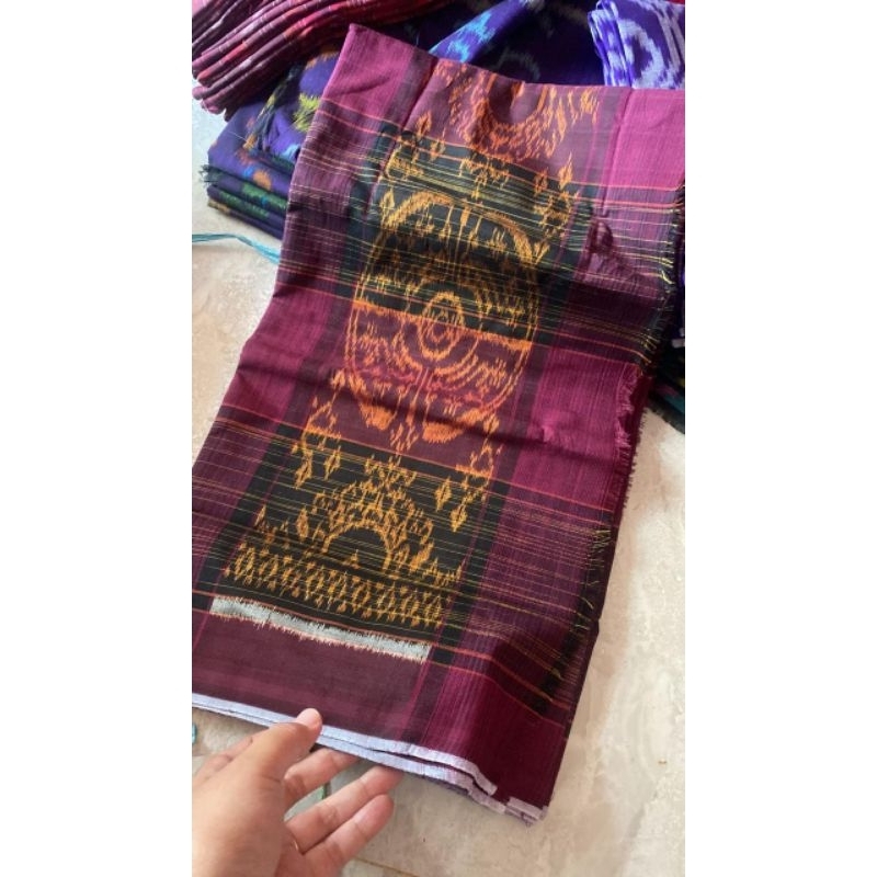 Kamen bali motif kotak/ Kamen katun kotak bali kamen bali motif endek/ Kamen bali Kamen lembaran mot