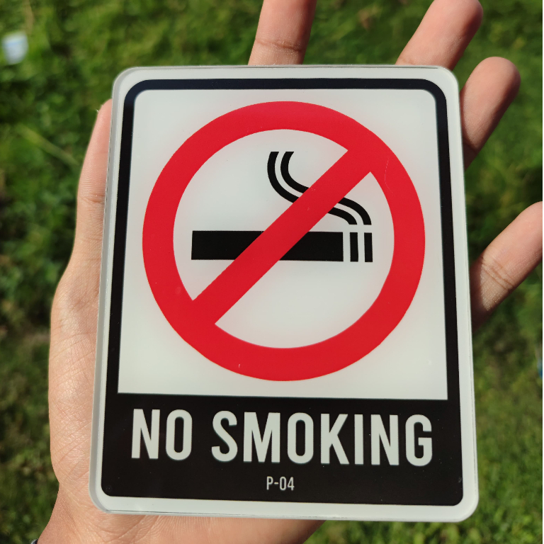

Akrilik NO SMOKING ukuran 11x9 cm / Akrilik label sigh NO SMOKING / Akrilik himbauan dilarang merokok