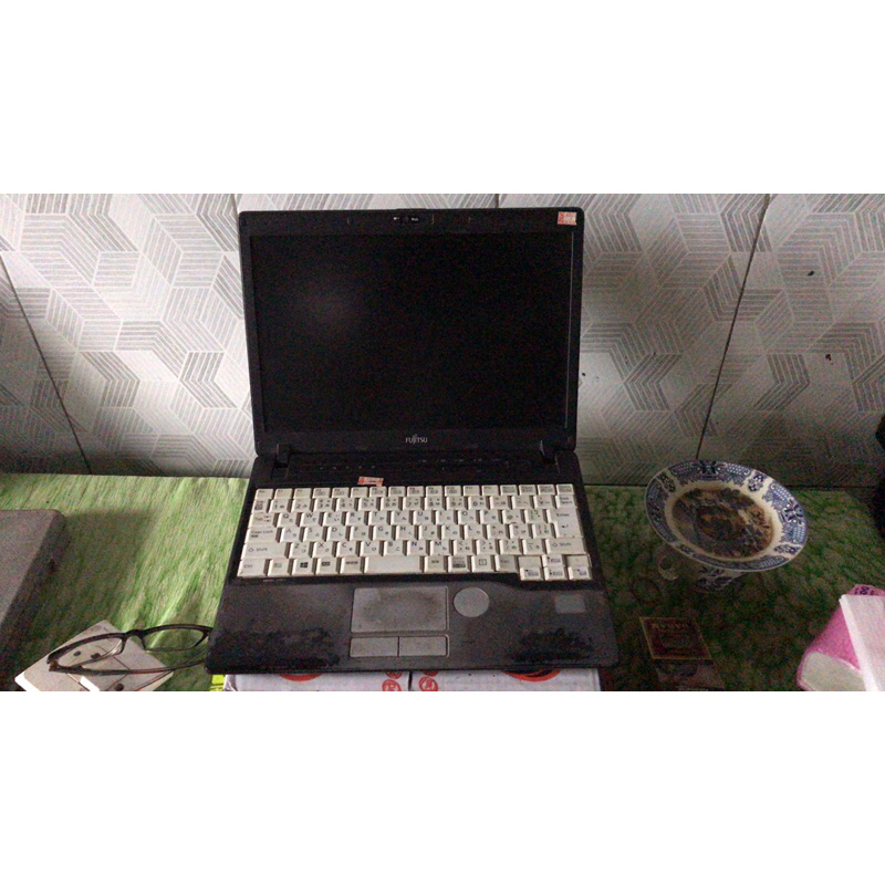 LAPTOP FUJITSU
