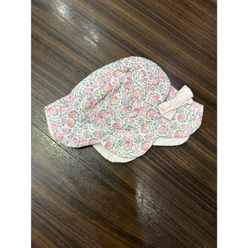 preloved topi bayi mothercare