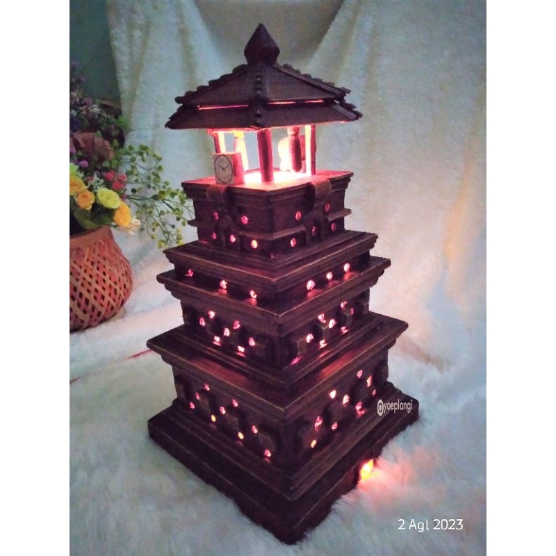Lampu Hias Miniatur Menara Kudus