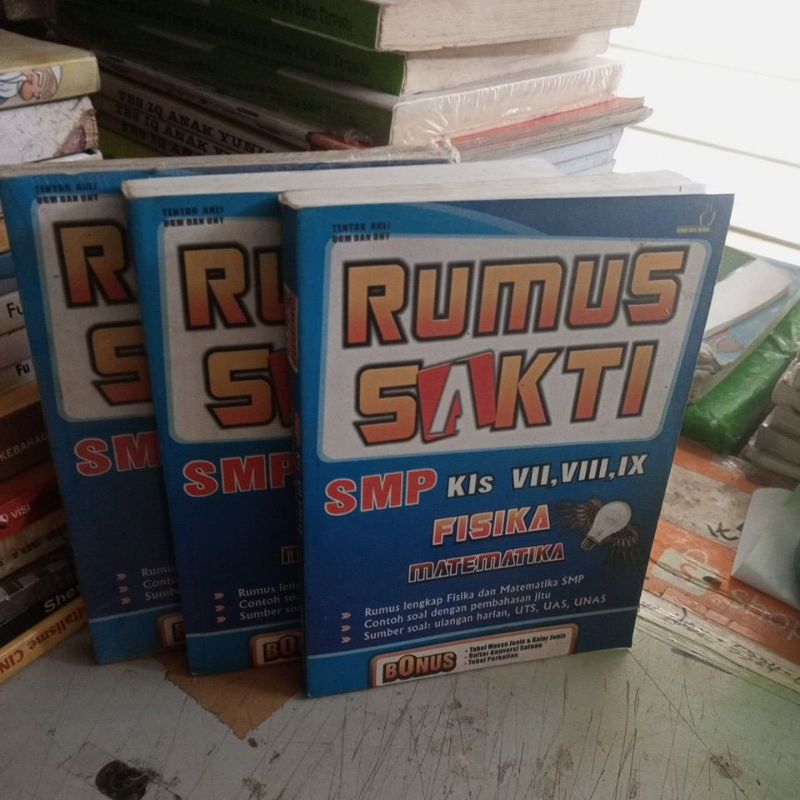 BUKU RUMUS FISIKA,MATEMATIKA SMP KELAS 7,8,9