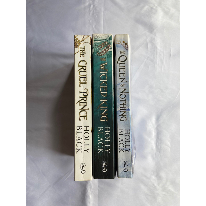 Folk of The Air series preloved original