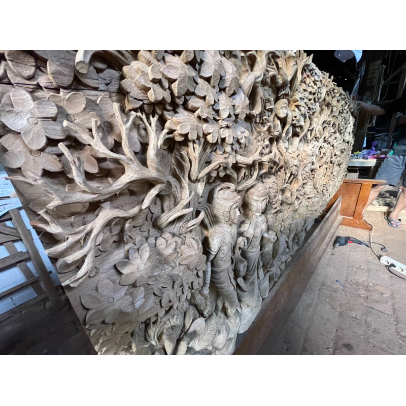 relief kayu