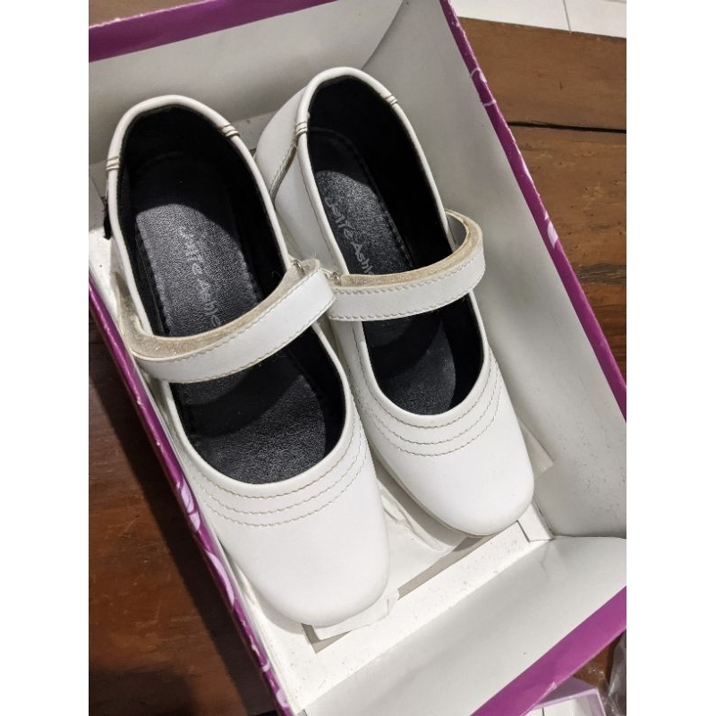 Sepatu Pantofel jolie ashley PRELOVED