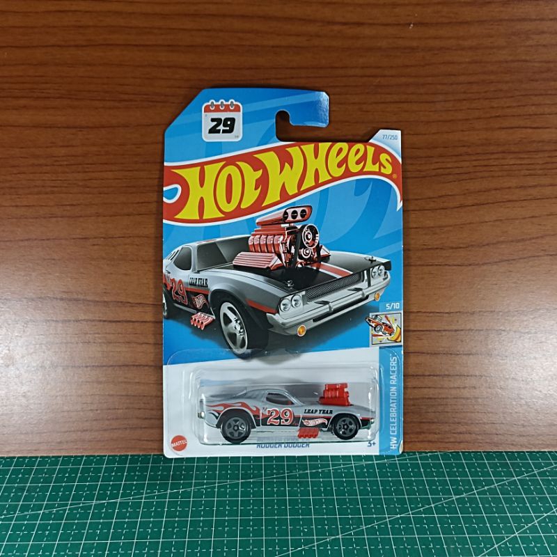 Hot Wheels Rodger Dodger