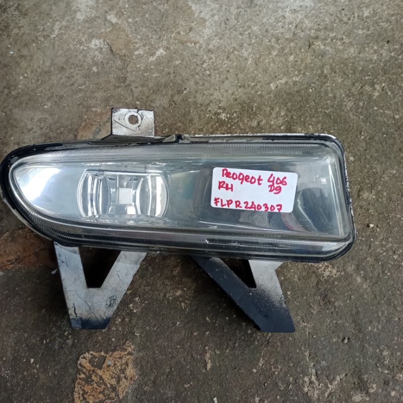foglamp Peugeot 406 D9 kanan