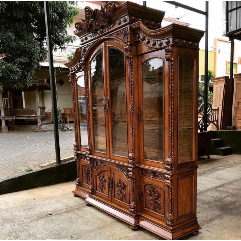 lemari pajangan ukir kayu jati lemari pajangan mewah lemari pajangan kayu jati