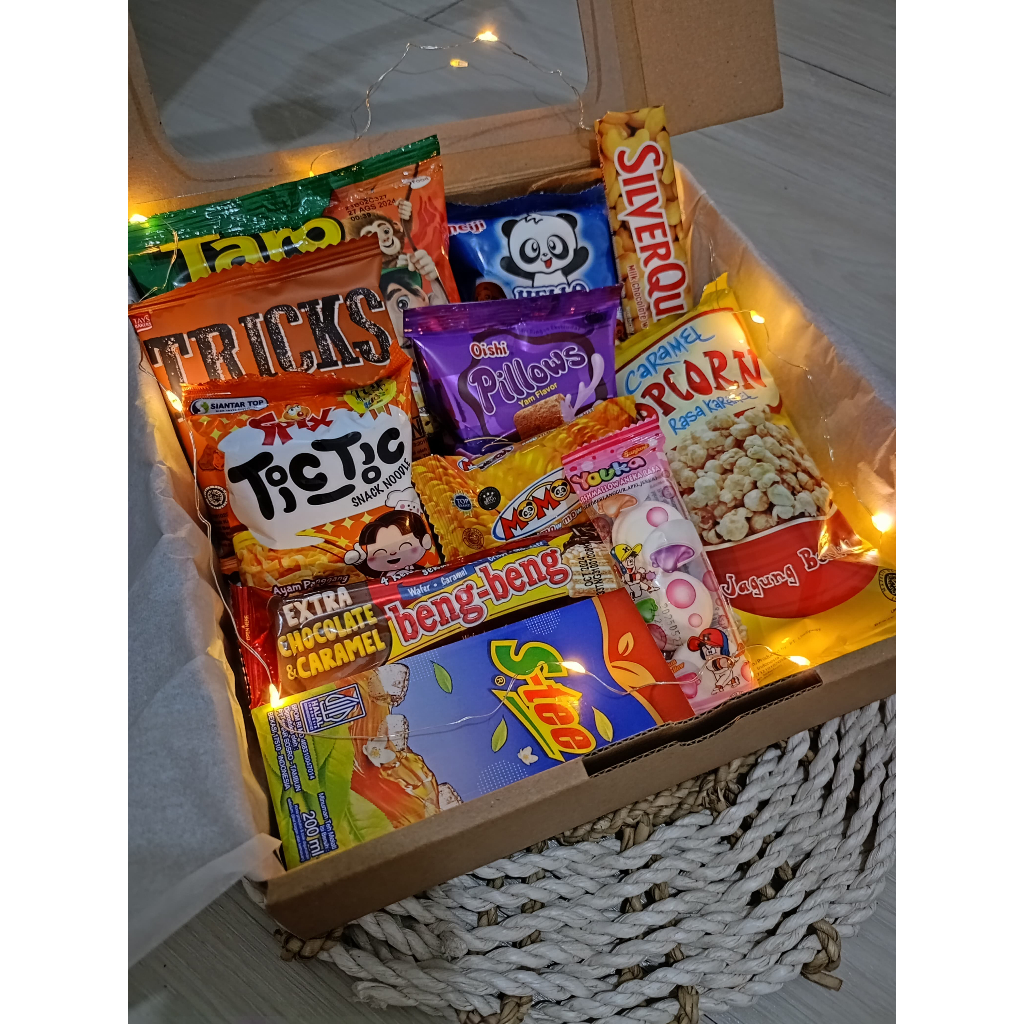 

Snack Box Spesial | Gift Box | Hampers Ulang Tahun | Birthday Gift | Kado Ulang Tahun Aesthetic | Snack Box LED