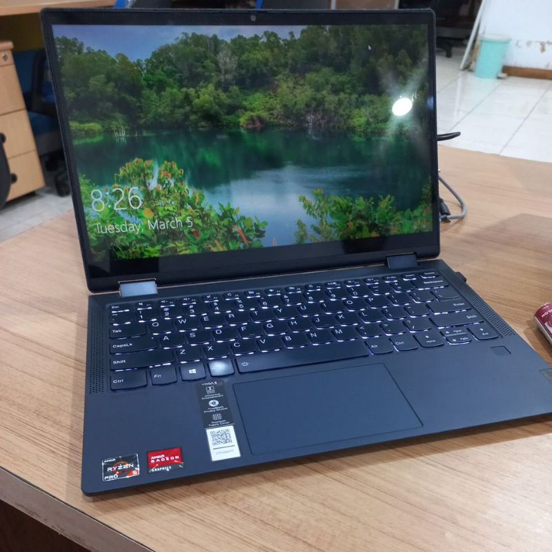 laptop yoga 6