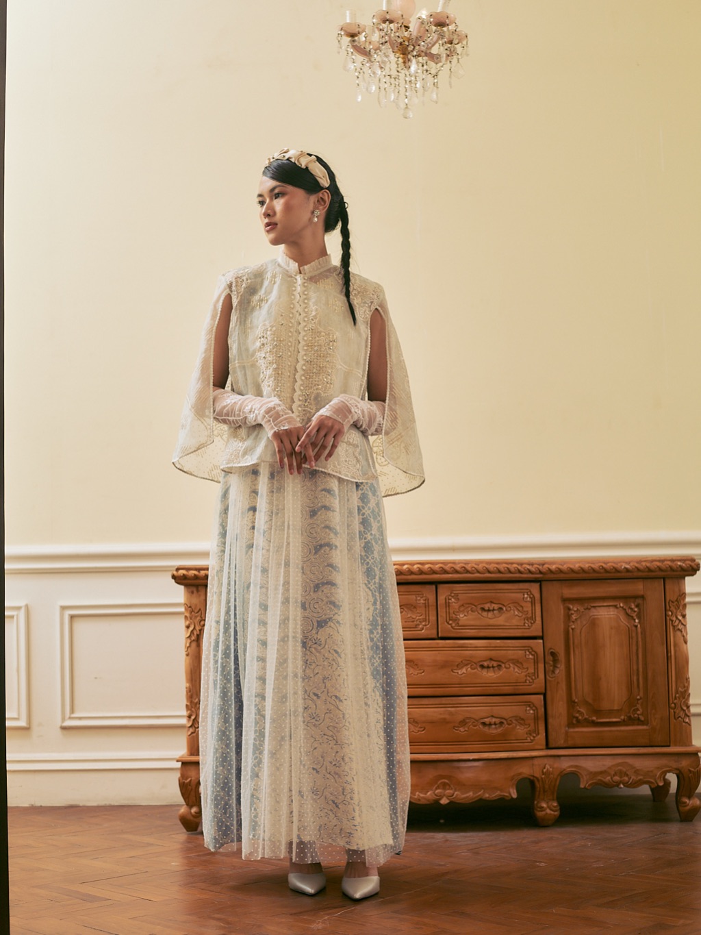 KartinisLabel - Sophia - Vest Tulle Dress Organza Cape Batik Modern