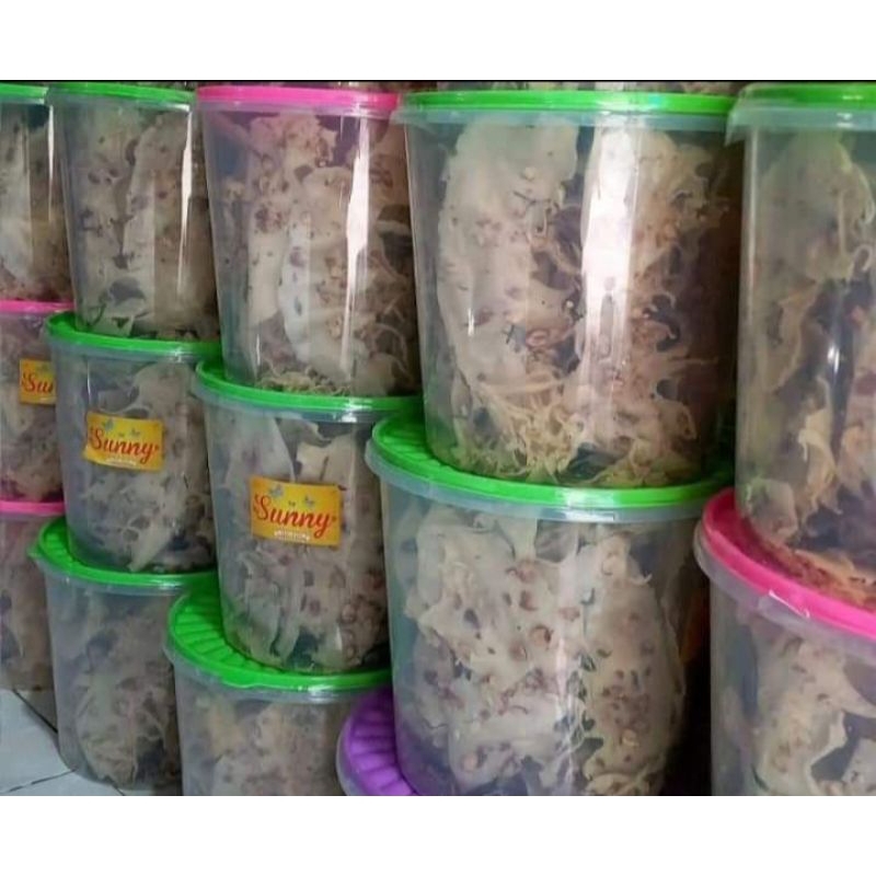 

peyek kacang daun jeruk