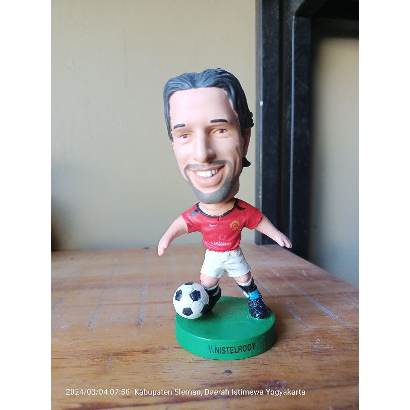action figure pemain bola V.Nistelrooy
