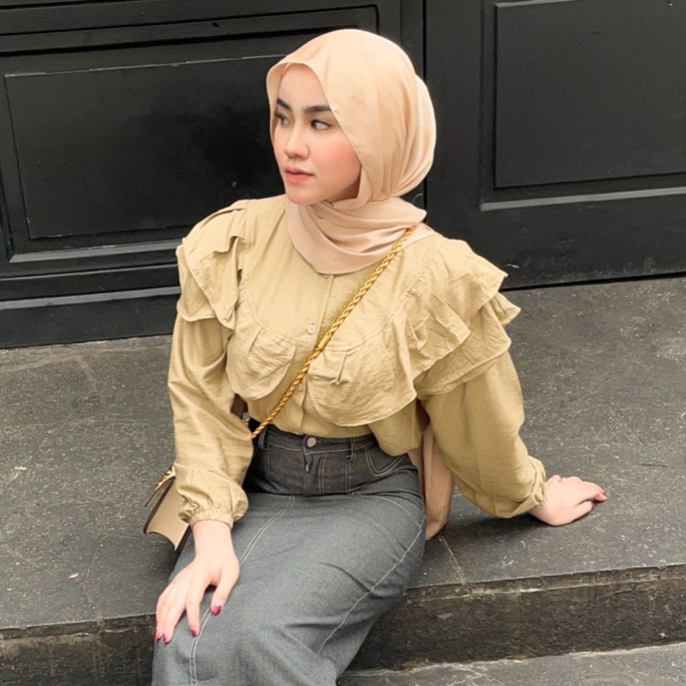 RAVENYA BLOUSE POLO LINEN BAJU ATASAN RUFFLE HIJAB OUTFIT KOREA STYLE SOLO