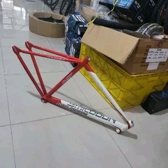 frame sepeda fixie smilodon 700c