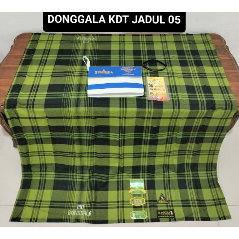 SARUNG DONGGALA MOTIF JADUL KOTAK TEROPONG
