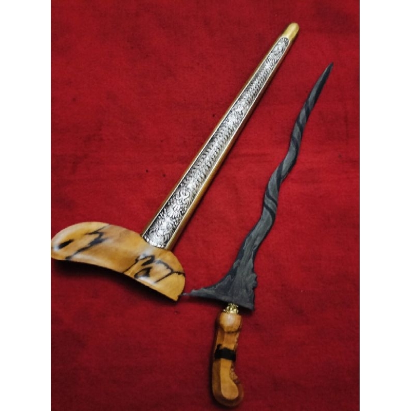 Kris nogo siluman estimasi Mataram