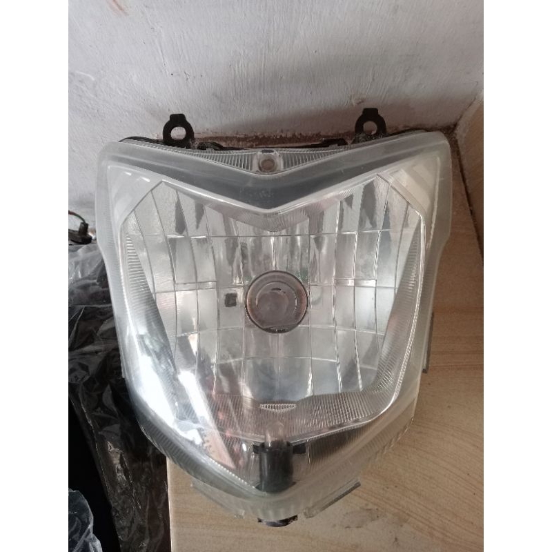 replektor lampu depan CB150R OLD LAMA ori