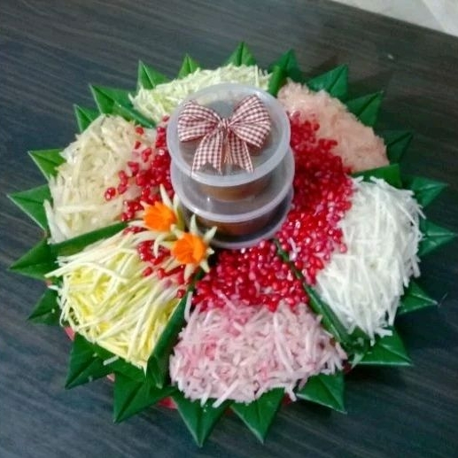 

Rujak serut/Rujak serut tampah/Rujak mangga/Rujak 7 bulanan