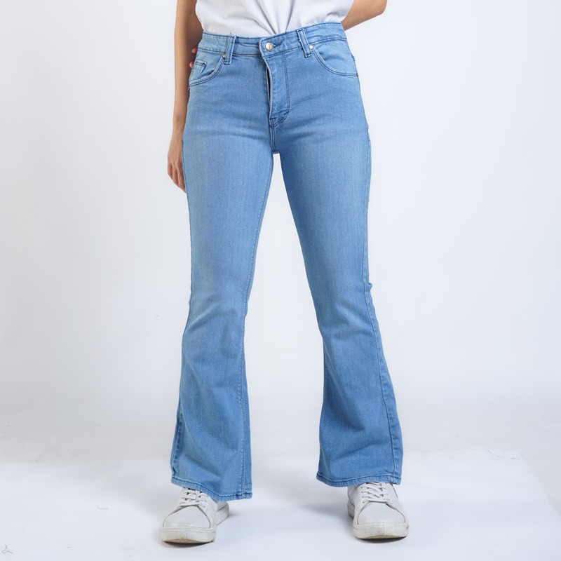 Celana Cutbray Jeans Panjang Wanita Longpant Denim Polos Fit XXL Bigsize Lexi Jean Biru Muda DLINE
