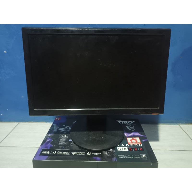 monitor acer 19 inch normal bekas kantor desa