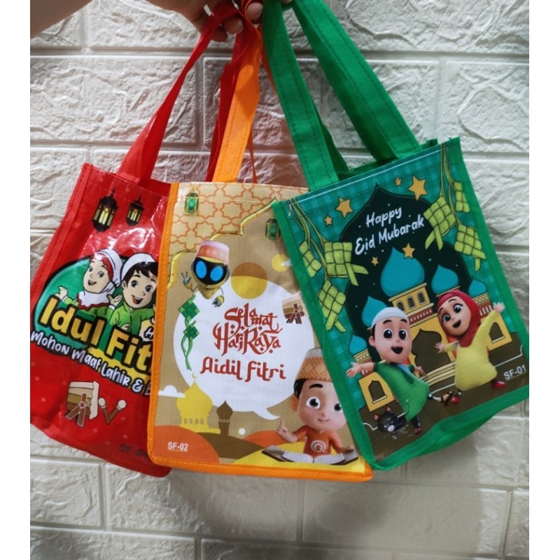 

Tas Hampers Lebaran MINI 16×11×20 cm Tas Snack Anak Goodie Bag