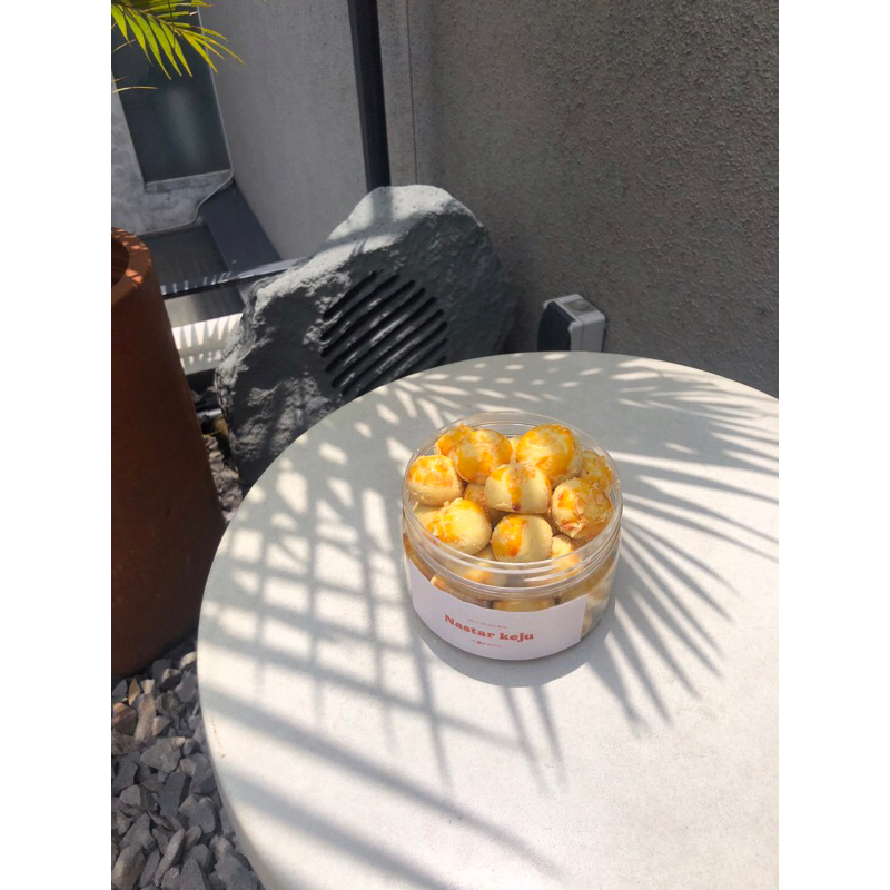 

Kue Nastar Premium | Kue Lebaran | Ied Hampers