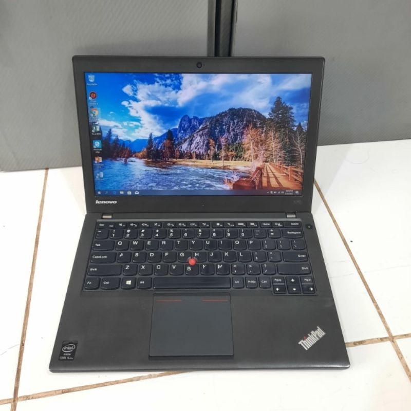 Laptop Lenovo Thinkpad X240, Core i5-4300U, Hd Graphics 5500, Ram 4Gb / Hdd 500Gb, Slim, Black