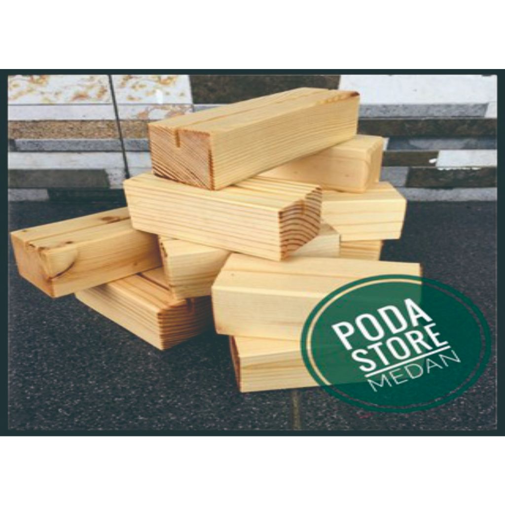 Stand dudukan akrilik bahan kayu jati belanda