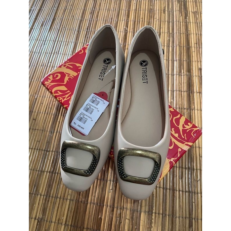 sepatu/sepatu triset/triset murah/sepatu triset original/sepatu triset murah/flatshoes/sepatu teplek