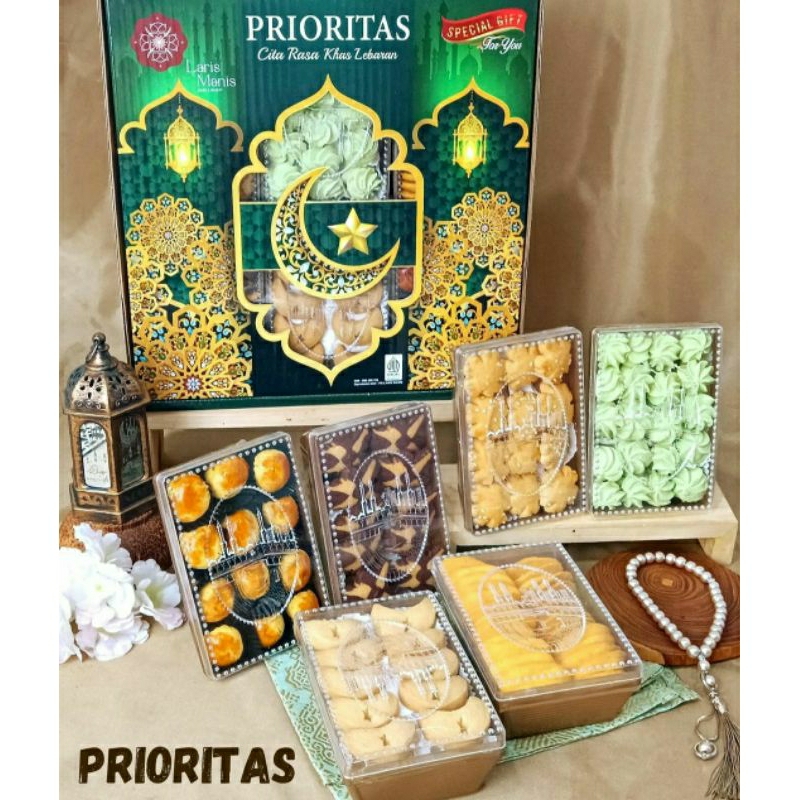 

paket kue lebaran kue kering