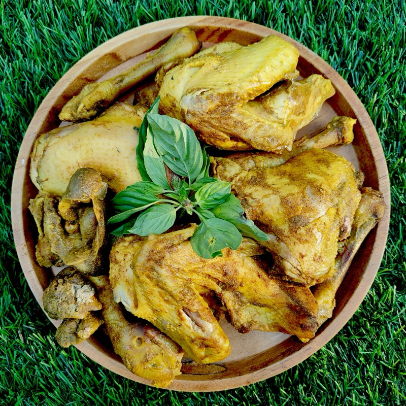 

ayam kampung asli ungkep bumbu kuning