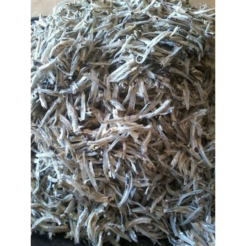 

TERI BELAH 1KG